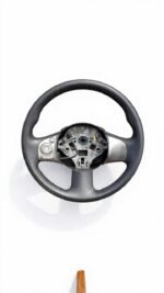 VOLANTE DO MARCH COM CONTROLE DE SOM 2011 A 2020